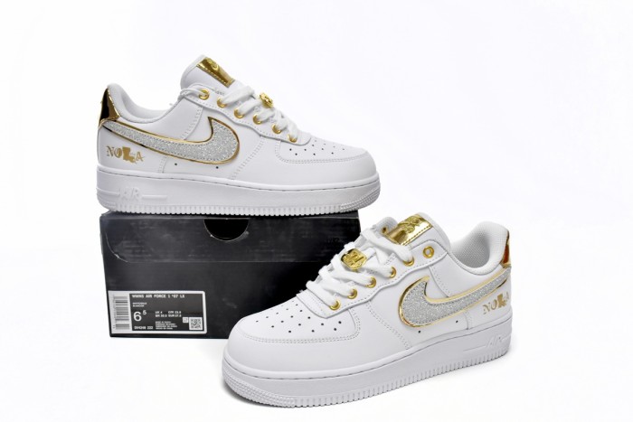 N  Air Force 1 Low Platinum DD8959-100