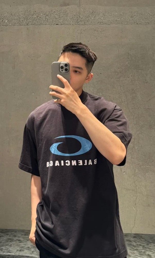 1:1 quality version Runway Logo Printed Tee 2 colors 28903006