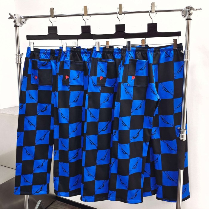 1:1 quality version AP Blue and Black Checkered Hoodie & Pants Set 2 colors 28749373