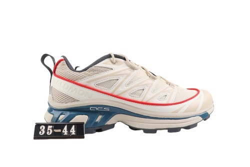 27895121 Hiking Casual Shoes