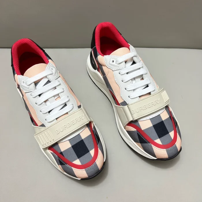 BURB5RRY VINTAGE CHECK SNEAKERS   BBR112
