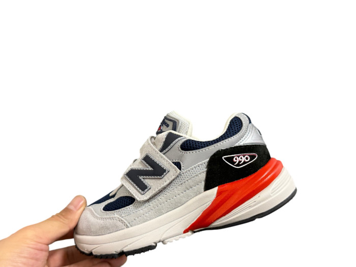 990V6 Hook And Loop Sports Shoes for Kids 5 colors 28999108