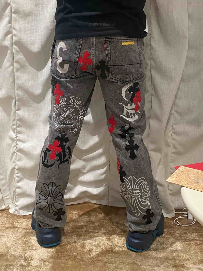 1:1 quality version  black and red cross genuine leather appliqué printed jeans 28959554