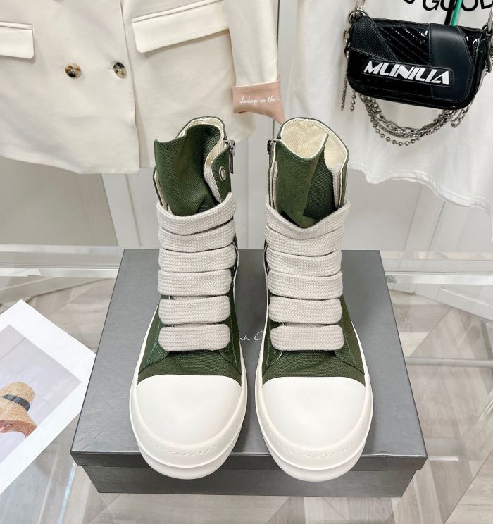 [buy more save more]High Top Chunky Bags Thick Sole Shoes 2 colors