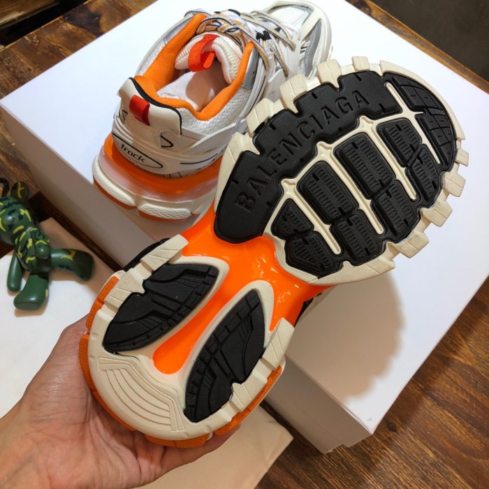 1:1 quality version 28336651 B Track Tiple 3.0 shoes(Without LED)