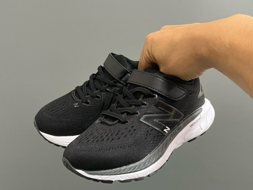 860 V2 Velcro Sports Shoes for Kids 6 colors 29011739