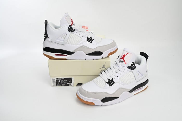 ［plus-size shoes]N SB x Air @j4 Retro White Black DR5415-100