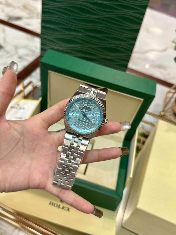 1:1 quality version Land Dweller Mechanical Movement Watch with Aqua Blue Dial 【Dial diameter：40mm 】28770432