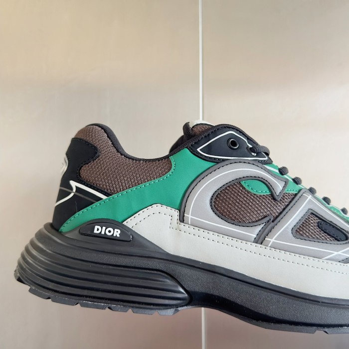 1:1 quality version Leather and mesh fabric patchwork reflective sneakers 35 colors 27736899