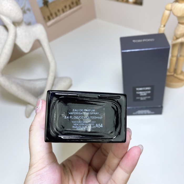 Tom Ford Tobacco Oud Perfume