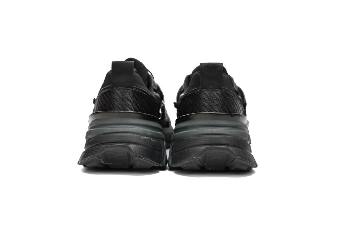 N  V2K Run Black Dark Smoke Grey FD0736-001