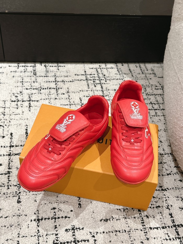 1:1 quality version 28113857 Footprint Series Soccer Sneakers 4 colors