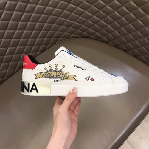 DOLCE AND  G@BB@N@ LEATHER ROYAL LOVE PRINT SNEAKERS IN WHITE    DG103