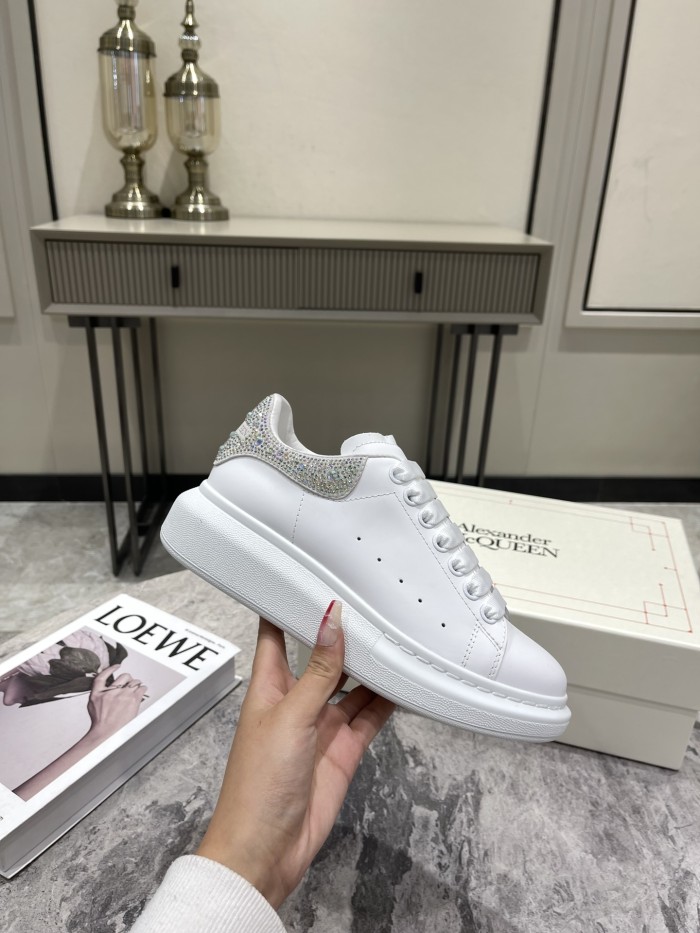 1:1 quality version Shoe Tail Rhinestone Monogram Sneakers 16 colors