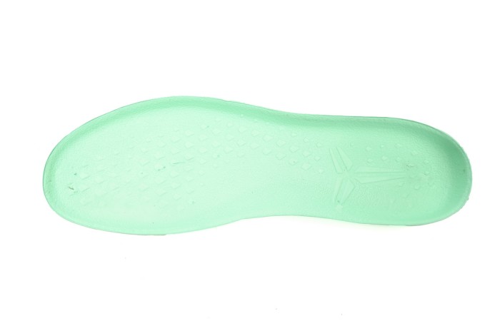 N Kobe 8 System Green Glow Laser Orange 555035-304
