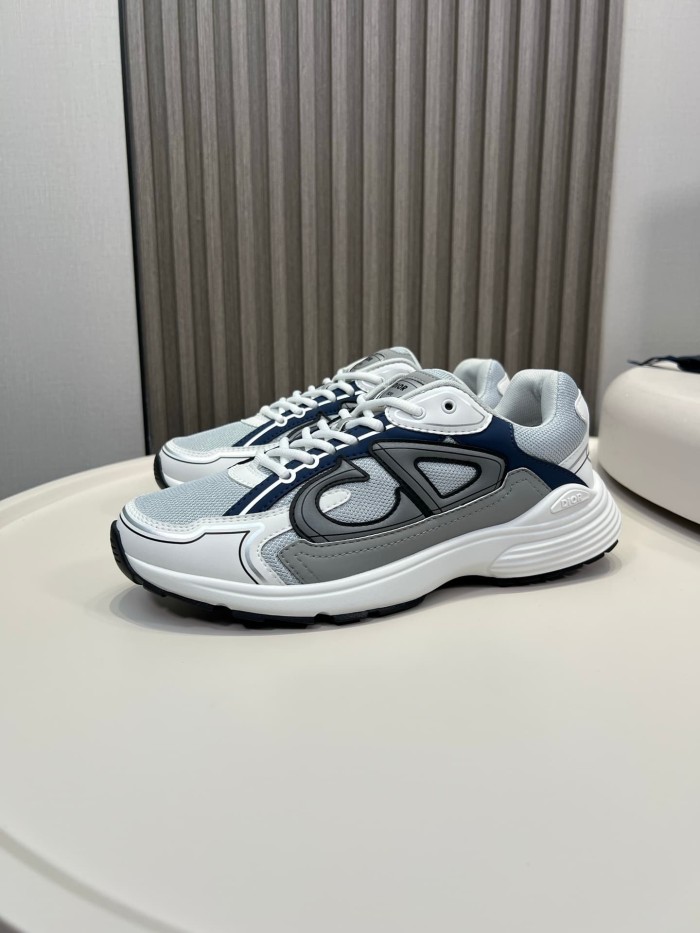 1:1 quality version Leather and mesh fabric patchwork reflective sneakers 35 colors 27736899