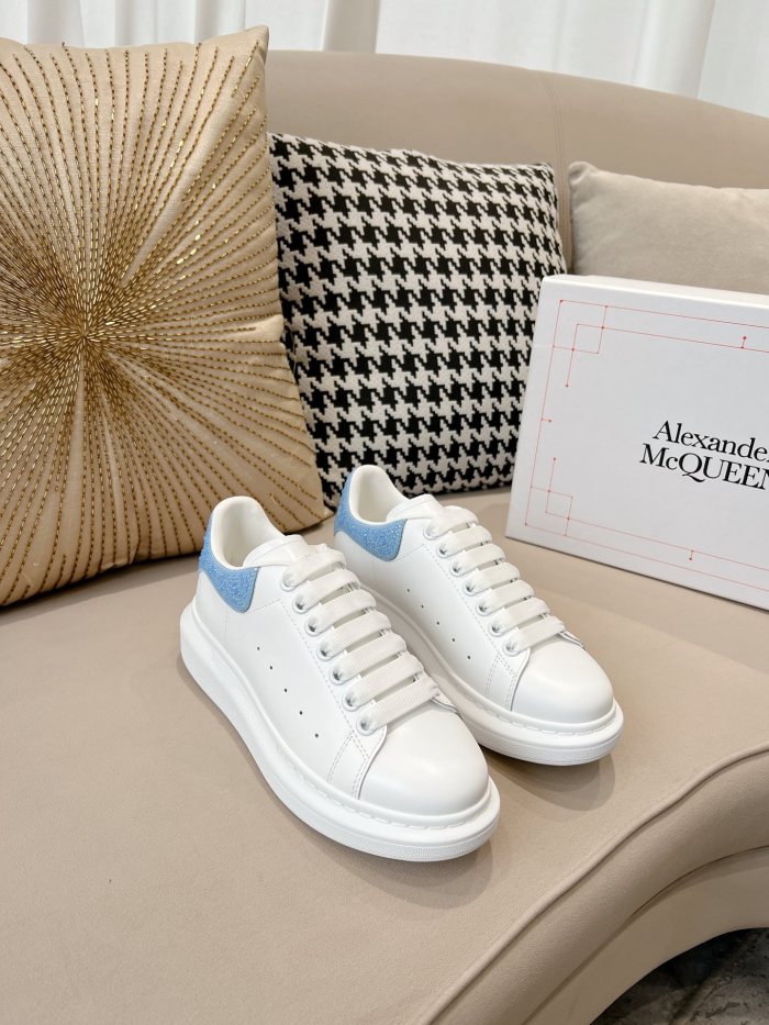 1:1 quality version Shoe Tail Rhinestone Monogram Sneakers 16 colors