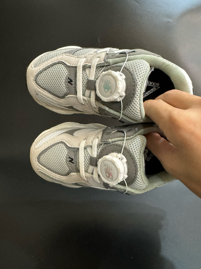 9060 Overseas Style Rotating Buckle Chunky Sneakers for Kids 6 colors 28999029