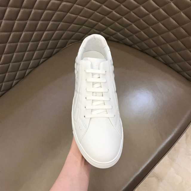 FEND1 WHITE NAPPA LEATHER LOW TOP SNEAKERS   FD09