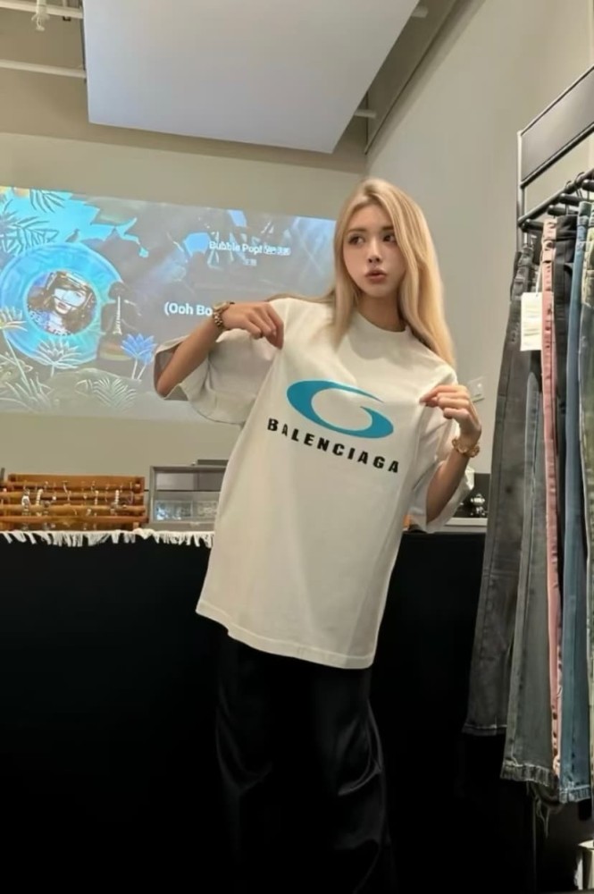 1:1 quality version Runway Logo Printed Tee 2 colors 28903006
