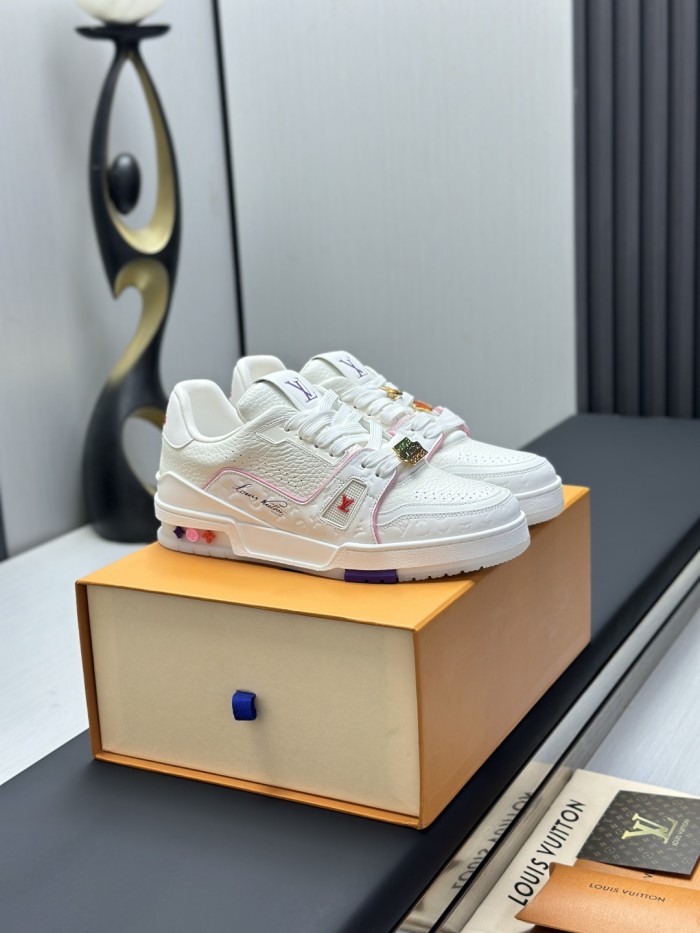 1:1 quality version 28367499 Cowhide Patchwork White Shoes 3 colors