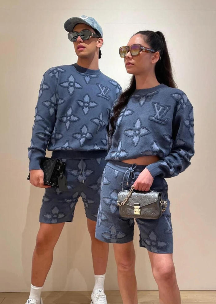 1:1 quality version 27922073 Convex appliqué knit shorts