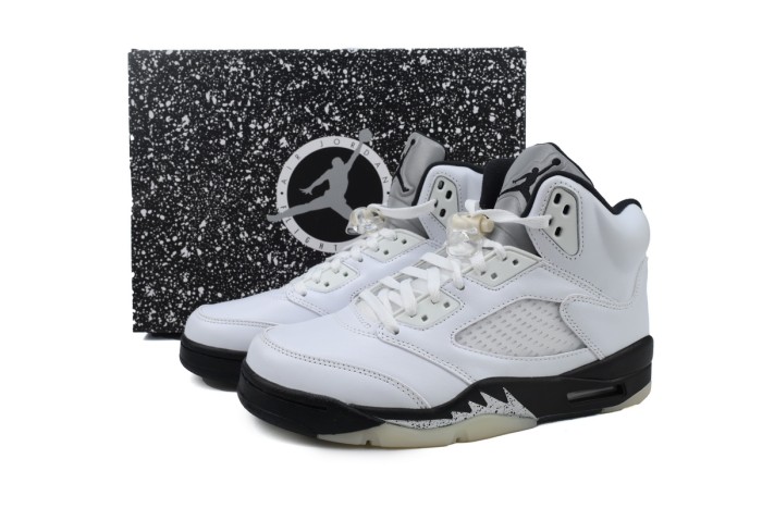[plus-size shoes] Jordan 5  Oreo  White & Black Retro Basketball Shoes 29035491