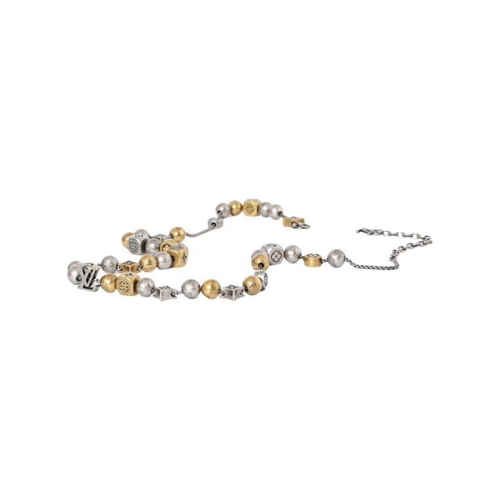 28120728 Square and round bead interlaced necklace