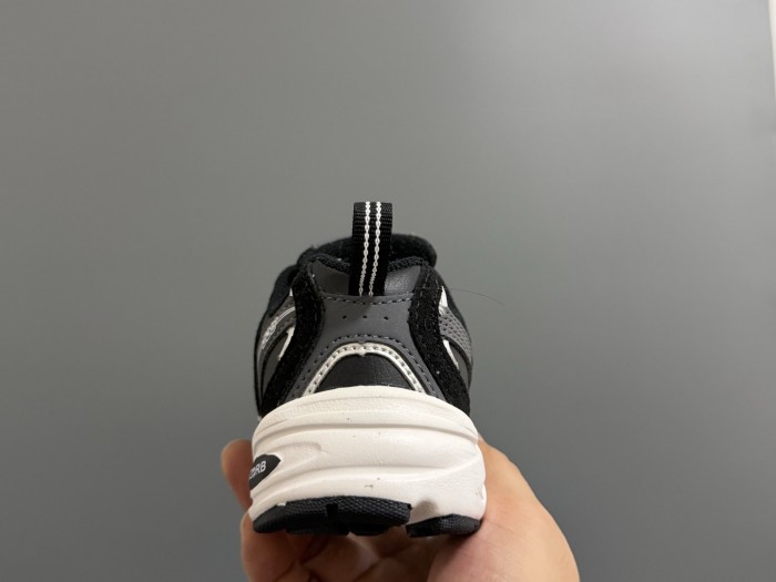 530 Leather Upper Elastic Band Dad Shoes for Kids 4 colors 28998742
