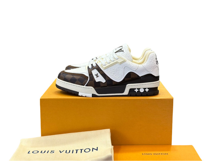 1:1 quality version 27872261 Shoes Tail Hot Rhinestones Low Top Shoes 3 colors