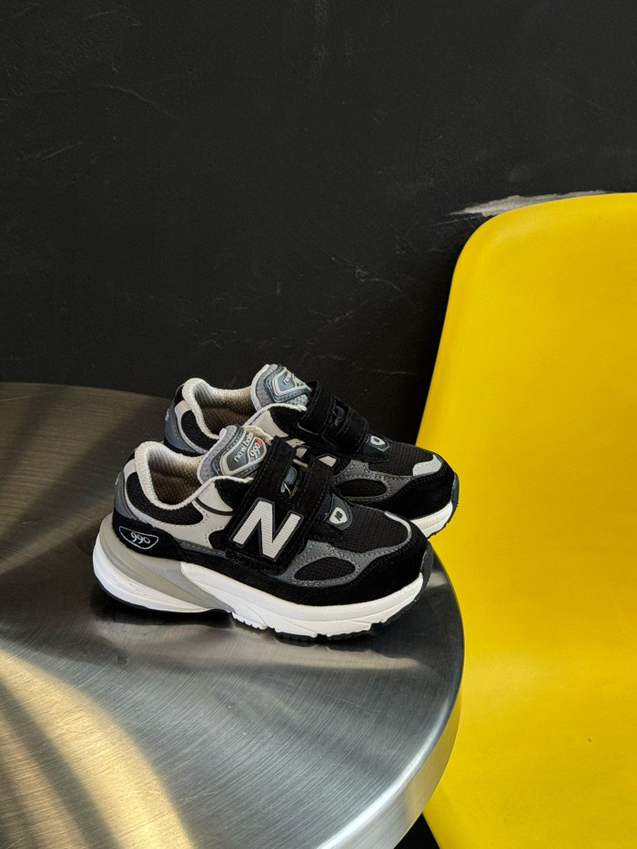 990V6 Hook And Loop Sports Shoes for Kids 5 colors 28999108