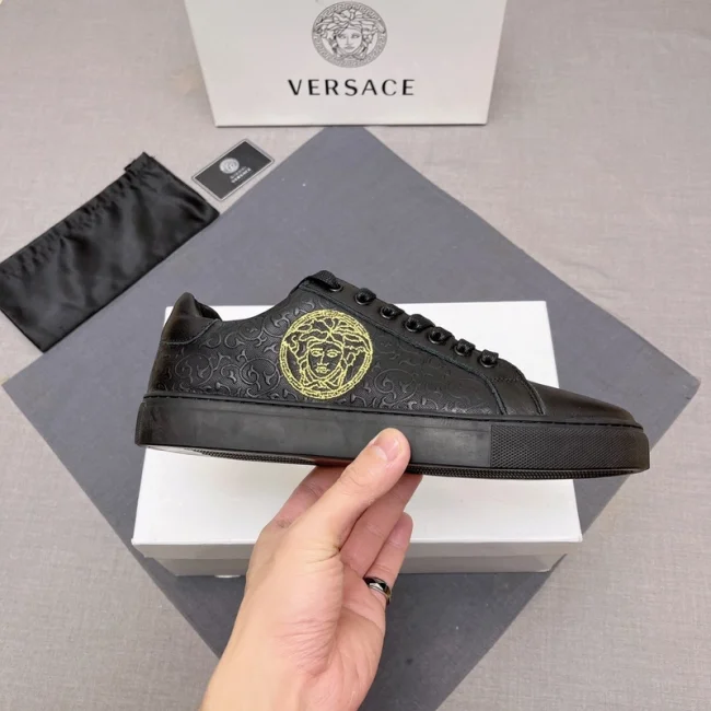 VERS@CE SNEAKERS VS61