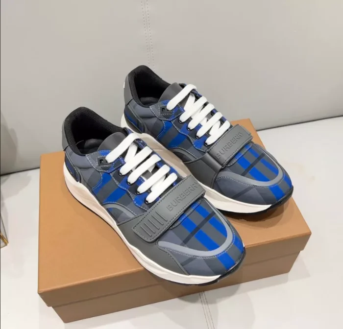 BURB5RRY VINTAGE CHECK SNEAKERS   BBR122