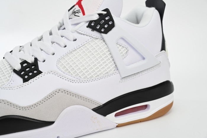 ［plus-size shoes]N SB x Air @j4 Retro White Black DR5415-100