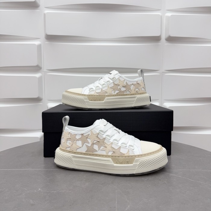 1:1 quality version Leather Star Embroidered Round-Toe Lace-Up Low-Top Shoes 28764663
