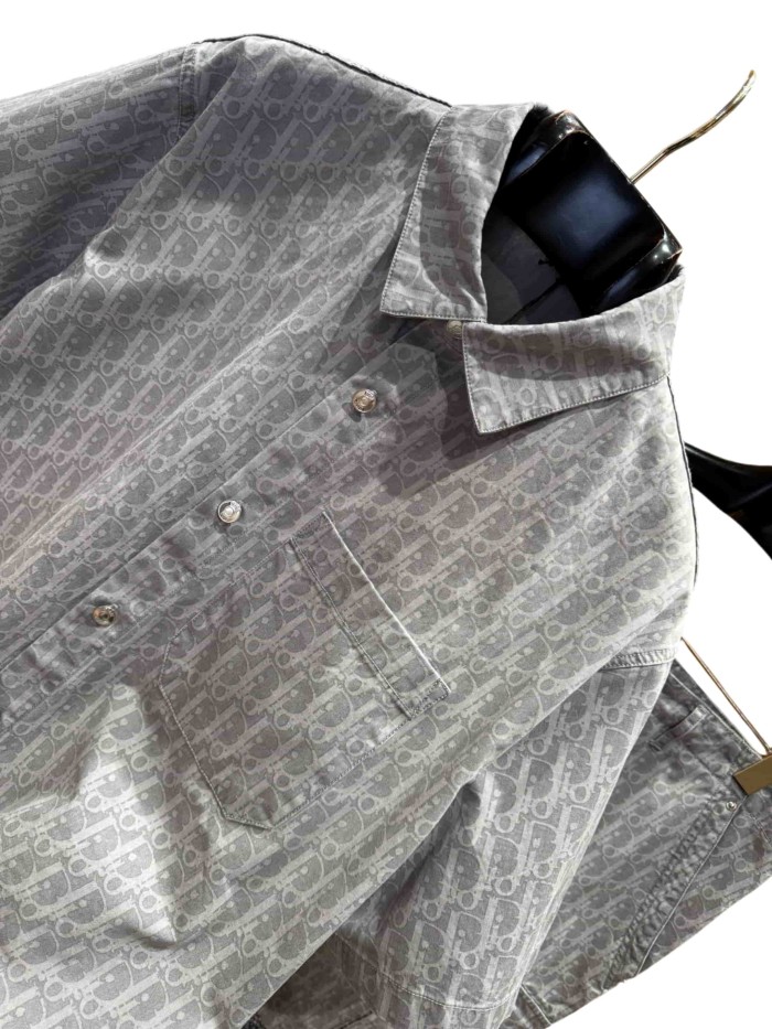 1:1 quality version All-Over Print Jacquard Lapel shirt & shorts set 28961282