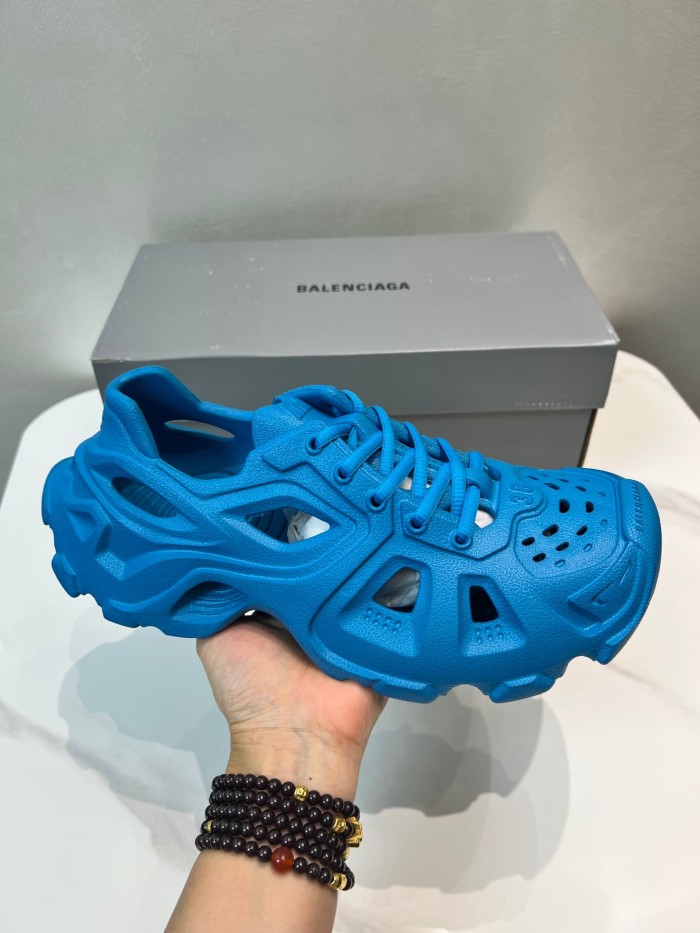 1:1 quality version HD Cutout Sports Style Clogs 6 colors 29027288