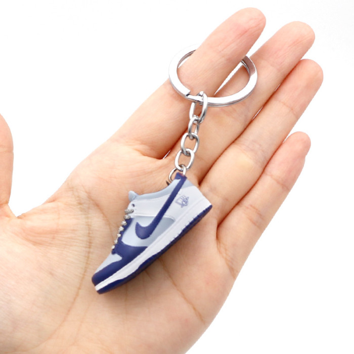 28360388 3D Sneaker Shoe Keychain 54 colors