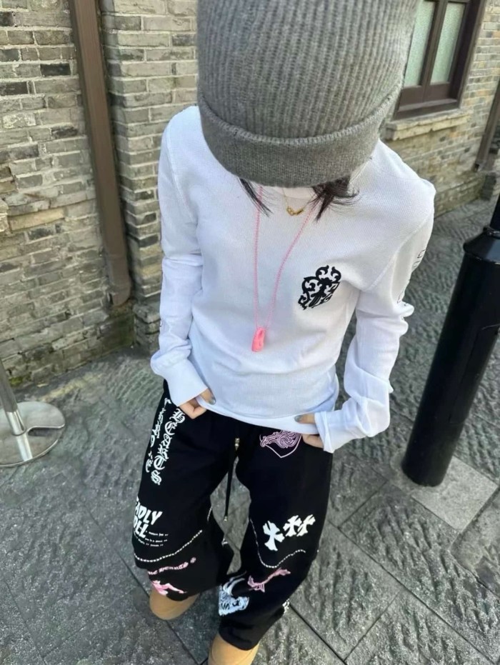 1:1 quality version Deadly Doll Co-branded Vine Graffiti Girl Print Waffle Knit Long Sleeve T-Shirt 2 colors 29093488