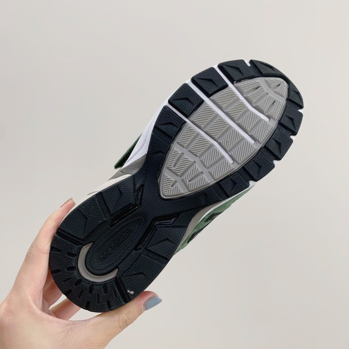 NB990 Lace-Up & Hook & Loop Retro Running Shoes for Kids 9 colors 28998857