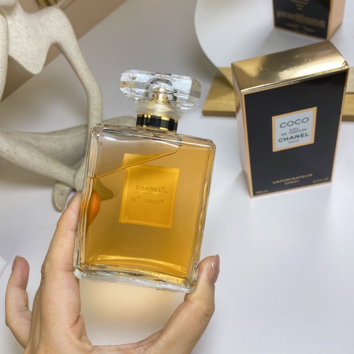 Chanel Coco Eau de Parfum,1984