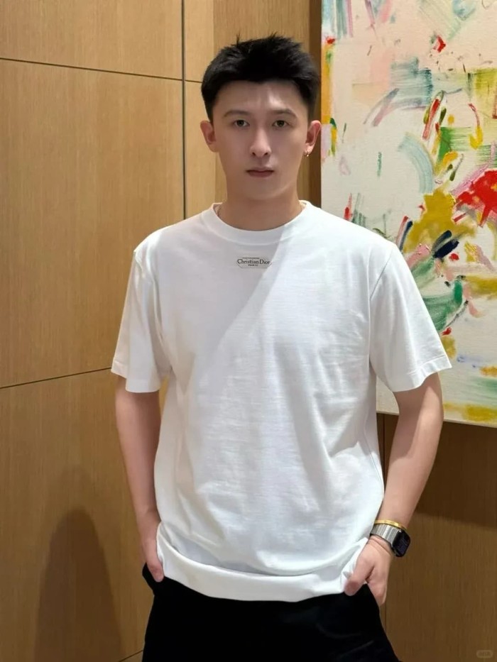 1:1 quality version Chest Logo Crew Neck T-Shirt 2 colors 28960967