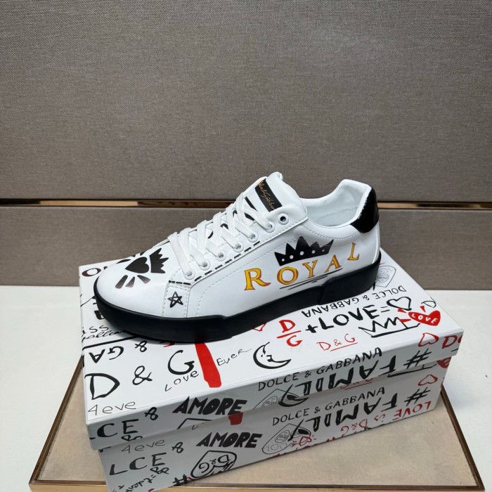 1:1 quality version Heart Crown and Insect Embellishments Casual White Sneakers 28816107