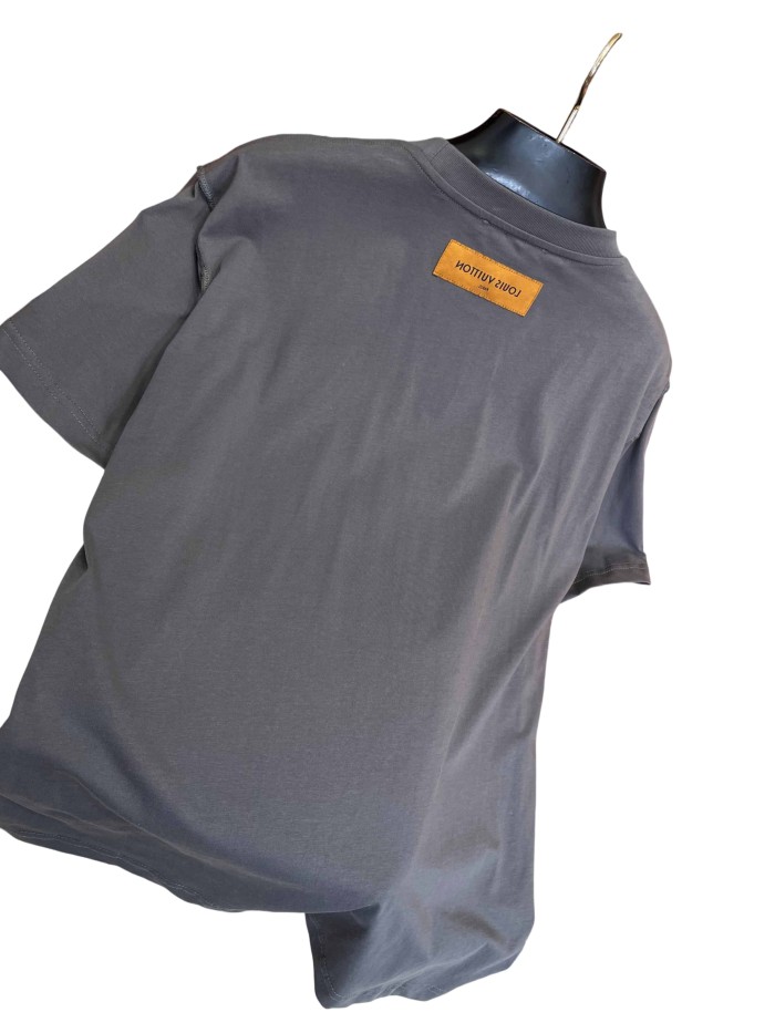 1:1 quality version Three-Dimensional Embossed Logo Crew Neck T-Shirt 28968205