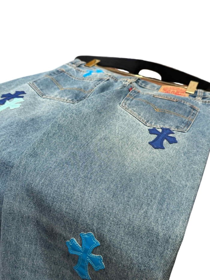 1:1 quality version  blue color-block cross leather appliqués washed jeans 28959512