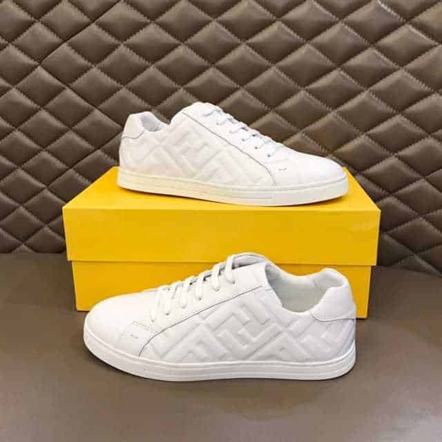 FEND1 WHITE NAPPA LEATHER LOW TOP SNEAKERS   FD09