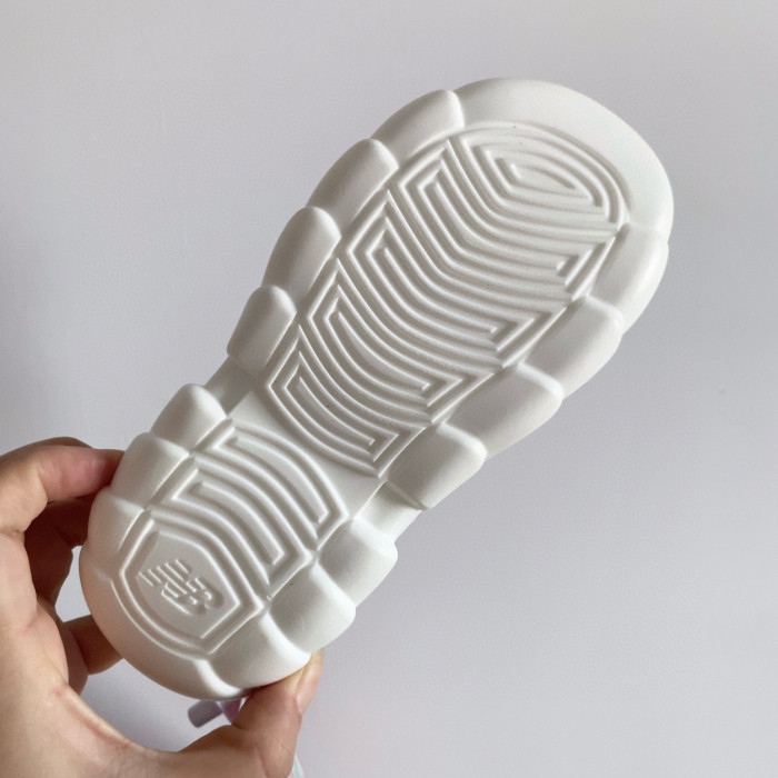 920 Hook And Loop Mesh Ultra-Light Sports Shoes for Kids 3 colors 28999061