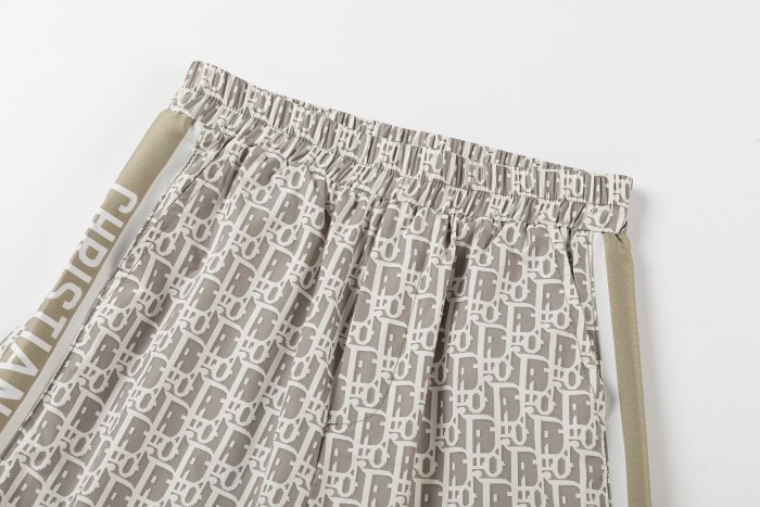 Khaki Kids Oblique Logo Print Shorts for Kids 29000499