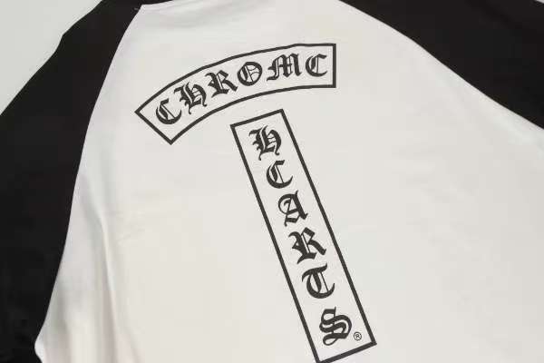 Black and White Color-Blocked Sleeve Sanskrit Letter Print Long Sleeve T-Shirt 28661876