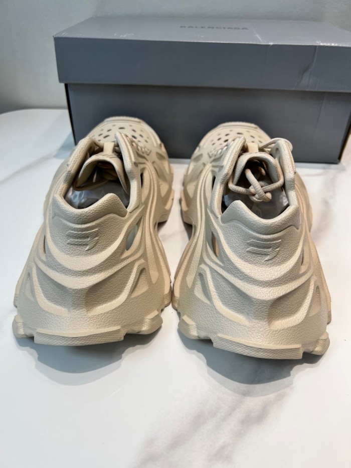 1:1 quality version HD Cutout Sports Style Clogs 6 colors 29027288